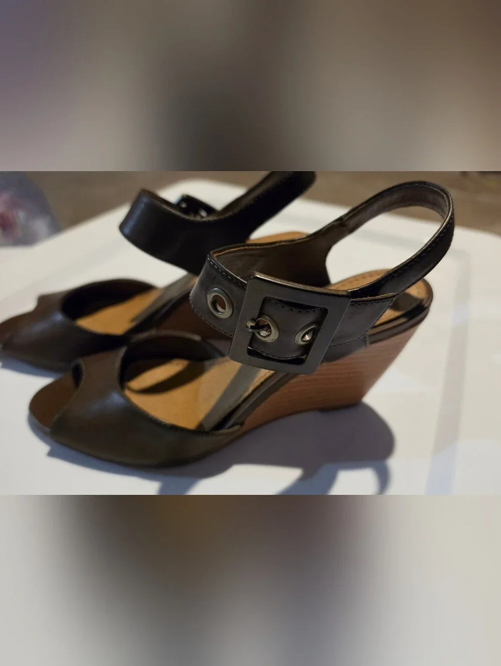 FIONI Clothing Brown Wedge Sandals with Wood-Tone Heel